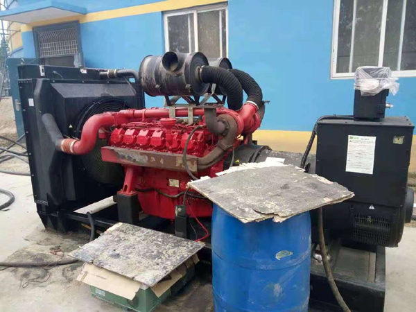 平昌关于柴油发电机组水箱污垢的产生与清理