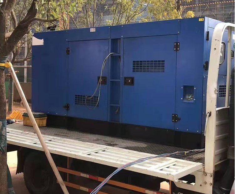 平昌柴油发电机组空气滤清器多久更换一次？