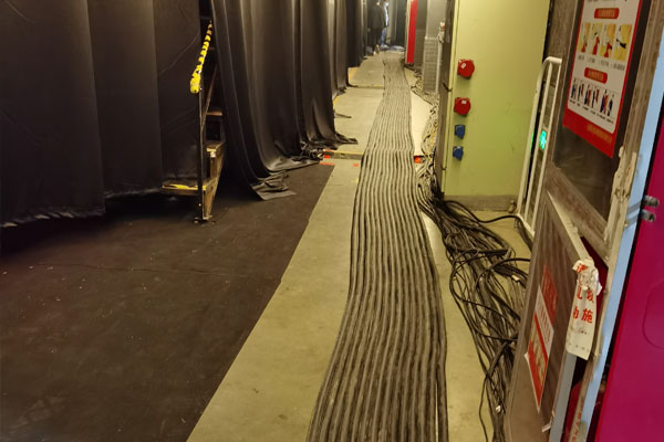 平昌柴油发电机组的输出电压可以调节到哪些范围？