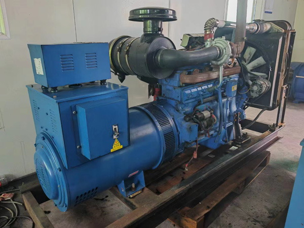 平昌100kW柴油发电机组使用多级机油有哪些优缺点？