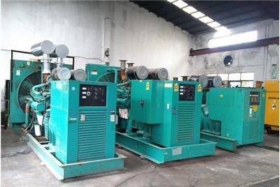 平昌如何判断汽油发电机组电瓶的使用寿命？