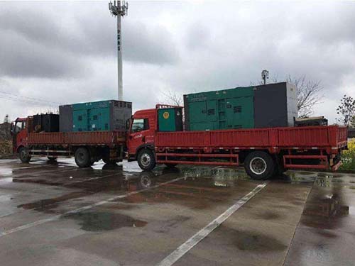 平昌涂抹密封胶后，需要等待多长时间才能安装水冷式机油散热器密封件？